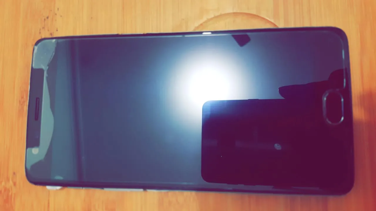 One plus 3T for sale in cheap price - photo 1